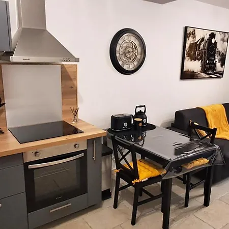 Apartman Le Petit Jaune